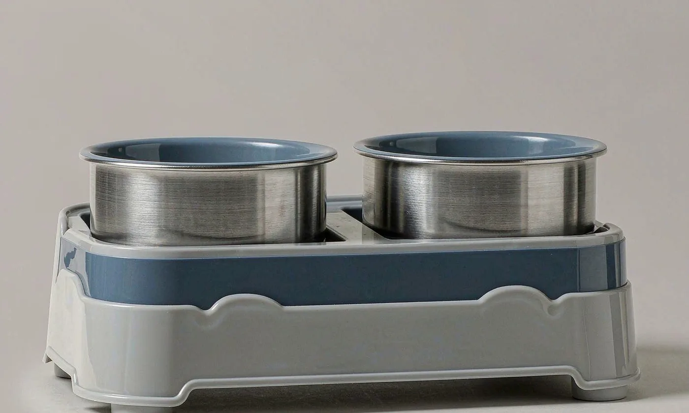 Pet Carrier Travel Bowl: Collapsible Design - detail view supplied by QUANZHOU JUNYUAN BAGS